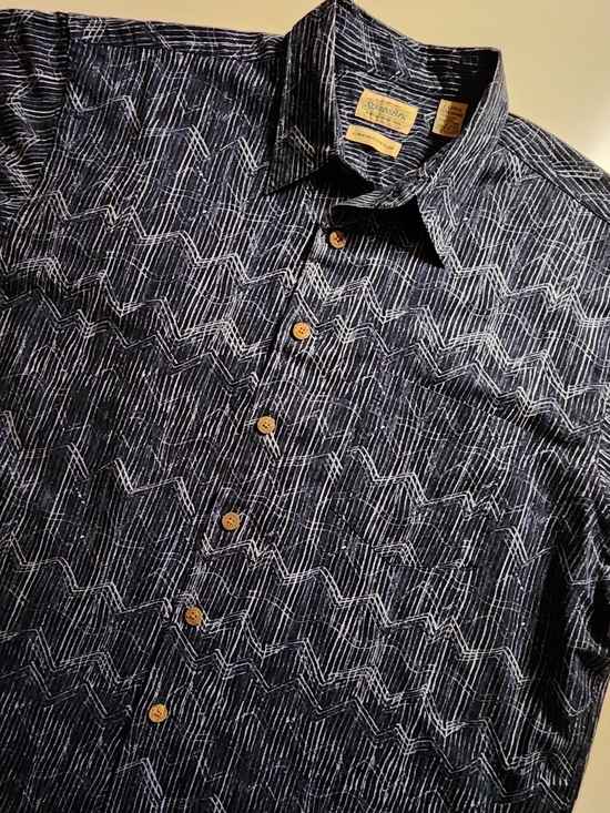 St. John's Bay Other - St. John's Bay Navy Button-Down Shirt with White Geometric Print